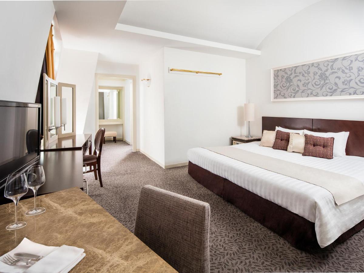 Hotel Francs Chiba