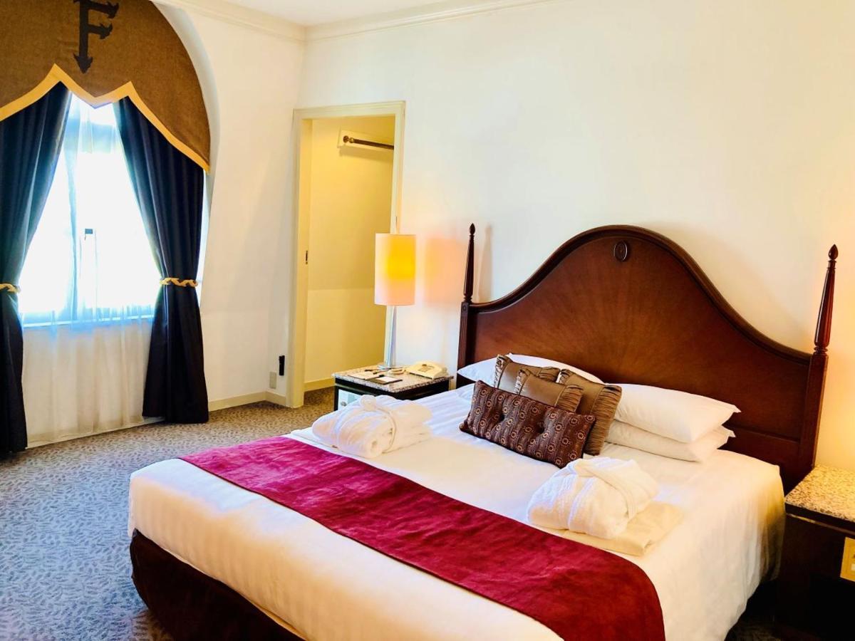 Francs Hotel