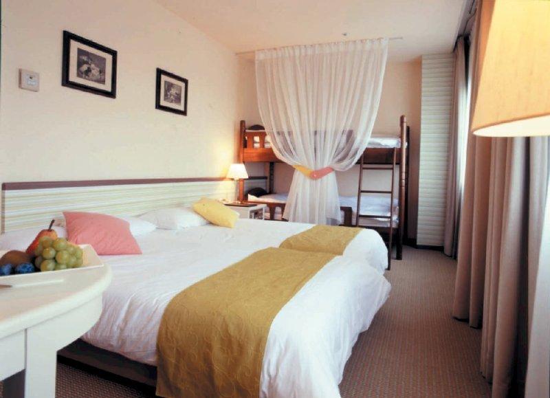 Hotel Francs 4*