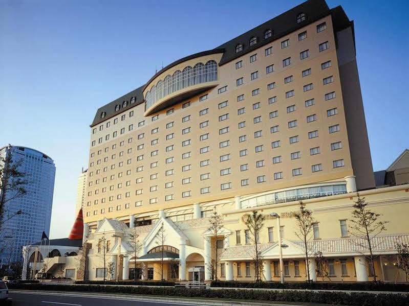 โรงแรม ฟร็องซ์ 4*